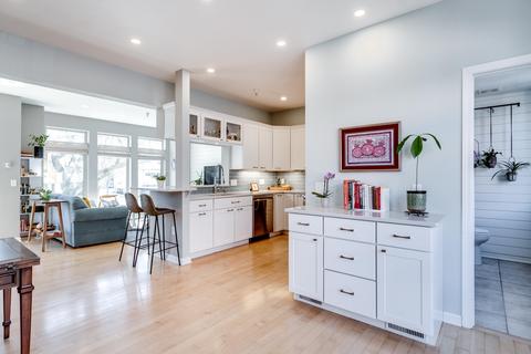 604 N Midvale Blvd, Madison, WI 53705