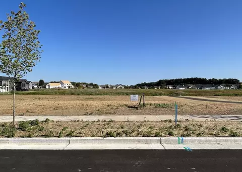 7801 Bluestem Trl, Deforest, WI 53532