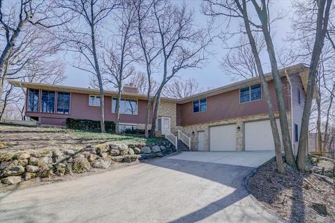 5619 Tall Oaks Rd, Waunakee, WI 53597