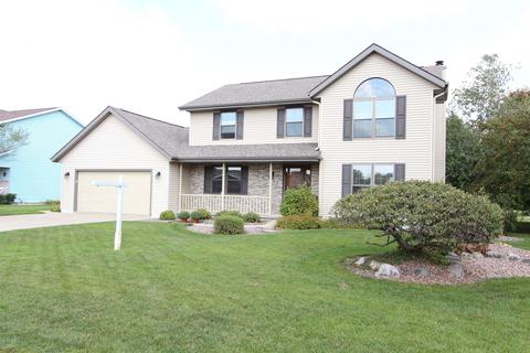 2032 Savanna Dr, Janesville, WI 53546