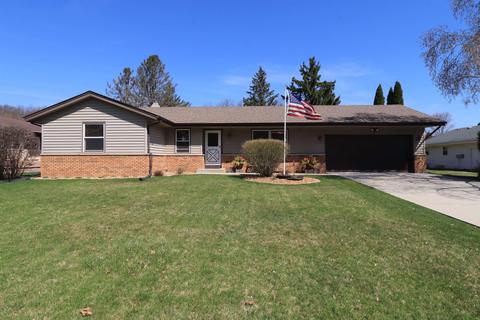 2512 Mole Ave, Janesville, WI 53548