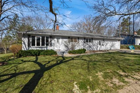 309 Riverview Ct, Portage, WI 53901