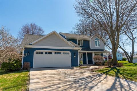 3122 Melody Pkwy, Cross Plains, WI 53528