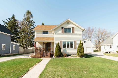 628 E Franklin St, Waupun, WI 53963