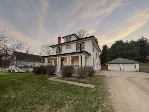 26390 Arnell Dr, Richland Center, WI 53581