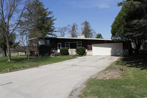 6970 Rock Ridge Ct, Verona, WI 53593