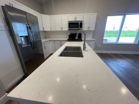 6679 Warner Farm Dr, Deforest, WI 53532
