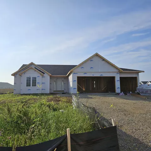 1611 Hawks Pass Pass, Beloit, WI 53511