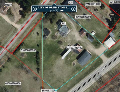 442 Canal St, Princeton, WI 54968