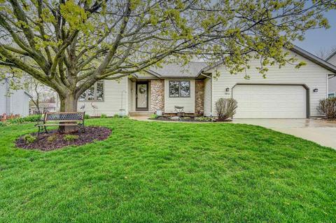 1816 Norse Pkwy, Stoughton, WI 53589