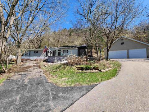 16984 Bailey Rd, Boscobel, WI 53805