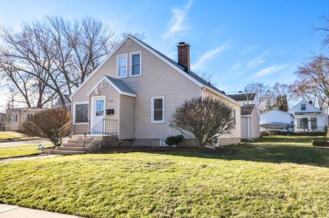 1745 Sheridan St, Madison, WI 53704