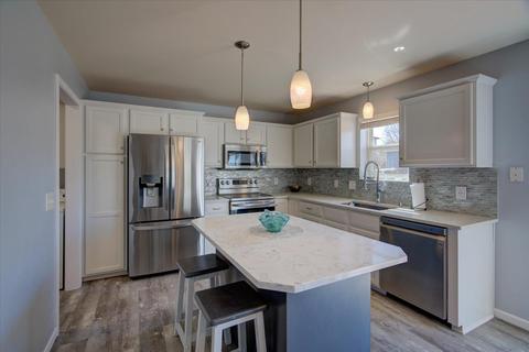 6930 Old Amsterdam Way, Deforest, WI 53532