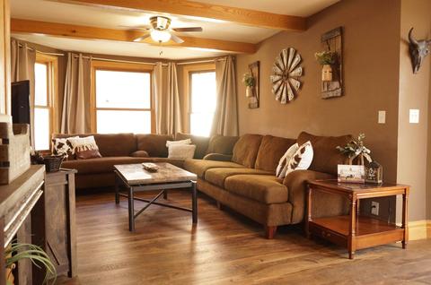 112 Grove St, Ridgeway, WI 53582