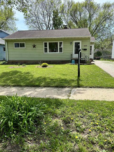 4045 Rockwell Dr, Madison, WI 53714