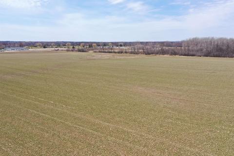N Poplar Road, West Bend, WI 53090