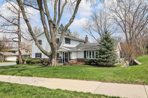 1 Quarterdeck Dr, Madison, WI 53705