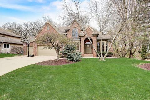 5702 Kilkenny Pl, Fitchburg, WI 53711
