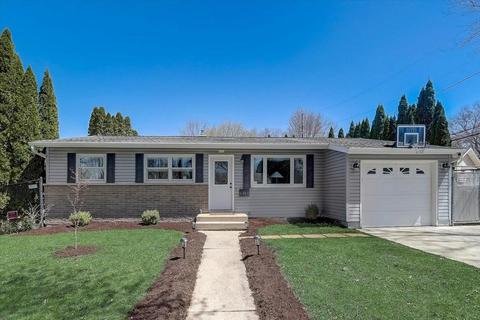 4509 Barby Ln, Madison, WI 53704