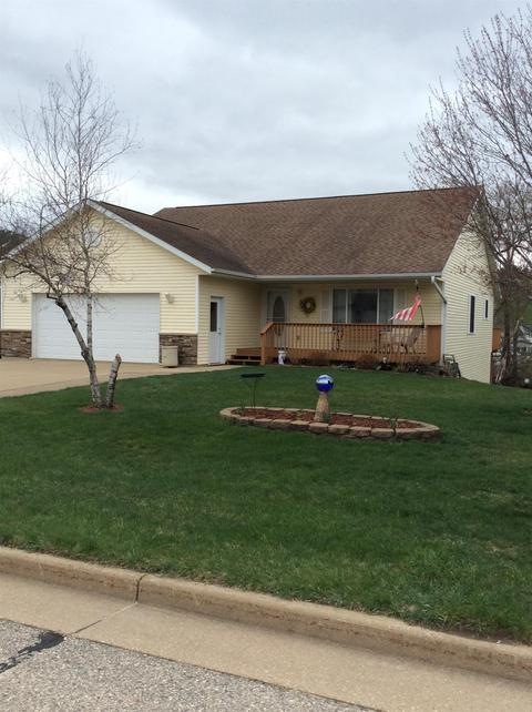 734 Arrowhead Blvd, Wilton, WI 54670
