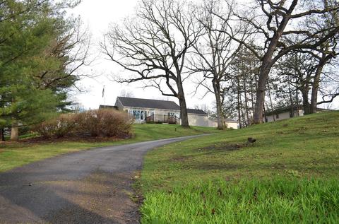 3577 S Riverside Dr, Beloit, WI 53511