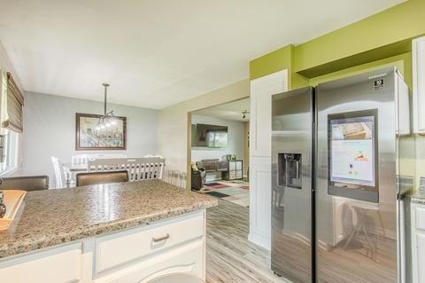 6417 Bettys Ln, Madison, WI 53711