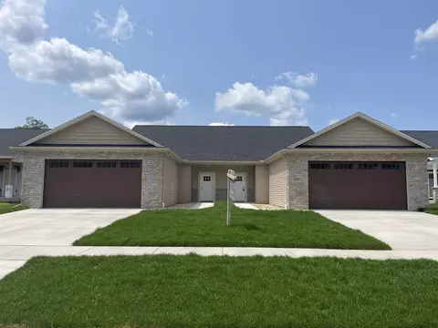 3829 Tanglewood Pl, Janesville, WI 53546