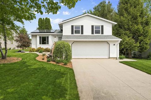 1 Geronimo Cir, Madison, WI 53713