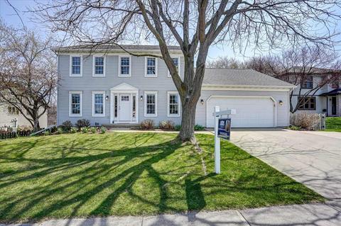 221 Westridge Pkwy, Verona, WI 53593