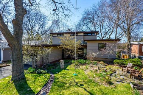 2815 Ridge Rd, Madison, WI 53705