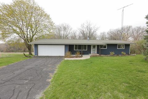 9 A244 E Apple Canyon Rd, Apple River, IL 61001