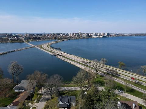 818 Osheridan St, Madison, WI 53715