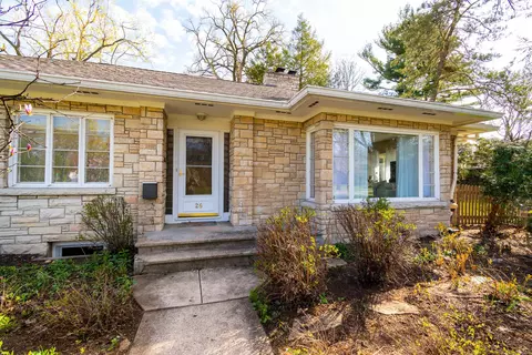 26 Lakewood Blvd, Madison, WI 53704