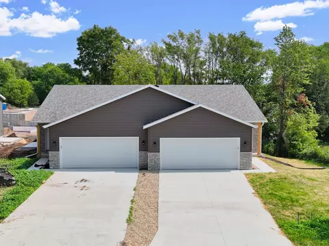 1418 Tuttle St, Baraboo, WI 53913