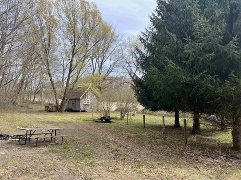 8 21 Acres Highway 82, Viroqua, WI 54665