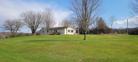 w8452 Kent Road, Poynette, WI 53955