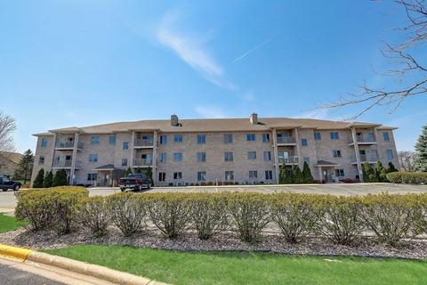 236 Fairview Cir, Waunakee, WI 53597