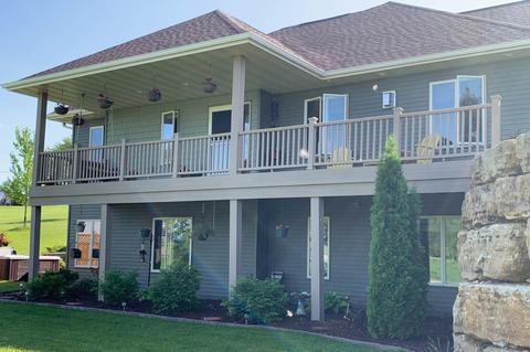 9529 Three Springs Rd, Lancaster, WI 53813