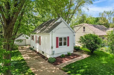 4605 Oak Ct, Monona, WI 53716