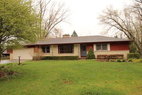 1554 Woodvale Dr, Oregon, WI 53575
