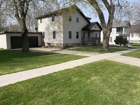 122 E Bowen St, Brandon, WI 53919