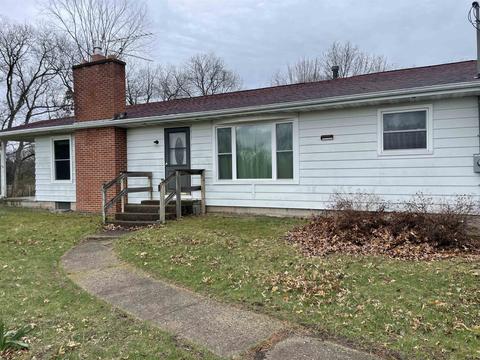 523 South St, Neshkoro, WI 54960