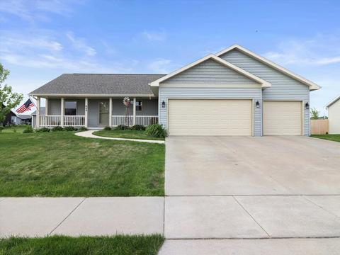 648 Prairie View Dr, Evansville, WI 53536