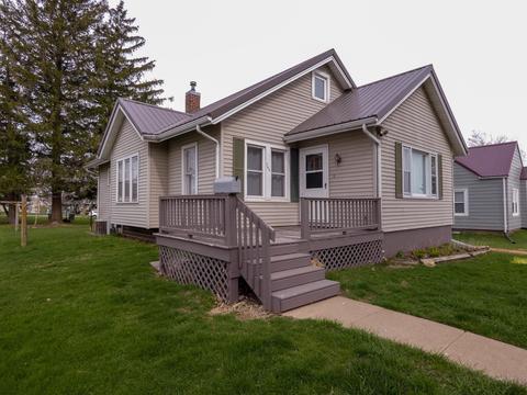 740 Coolidge St, Fennimore, WI 53809