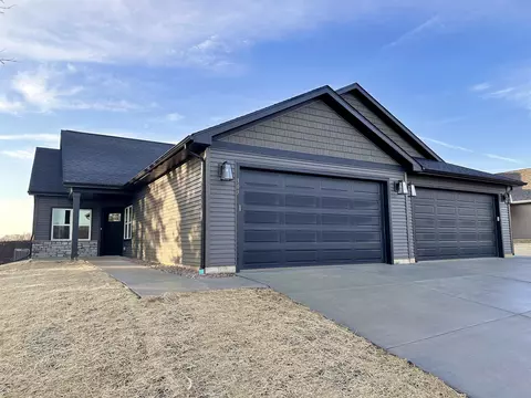 309 Isham St, Stoughton, WI 53589
