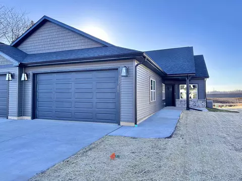 317 Isham St, Stoughton, WI 53589