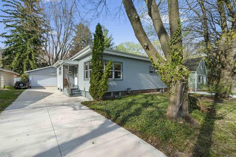 5714 Cedar Pl, Madison, WI 53705