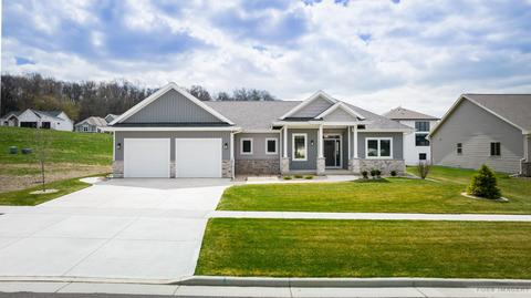1406 Schoepp Ln, Cross Plains, WI 53528