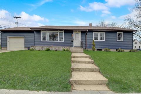 703 Jefferson St, Portage, WI 53901