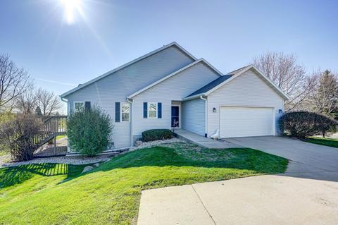 3058 Edmonton Dr, Sun Prairie, WI 53590